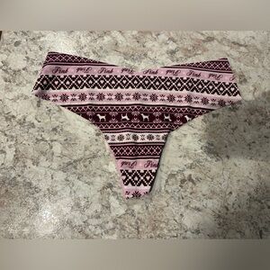 VS PINK Christmas Panty Thong Large NWT Fair Isle NWOT